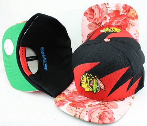 Chicago Blackhawks Flower Bill Snapback Hat JT14
